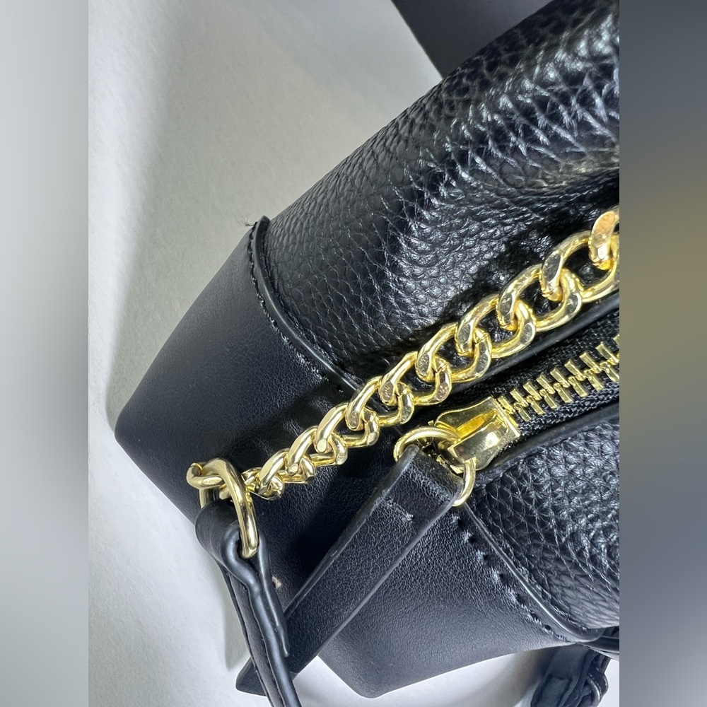 NWOT Nine West Brooklyn Jet Set Crossbody Bag in Black - Picture 6 of 16